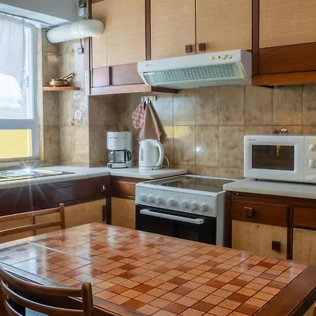 Retro Paradise In Athens! Chic 4br Near Metro * Atina