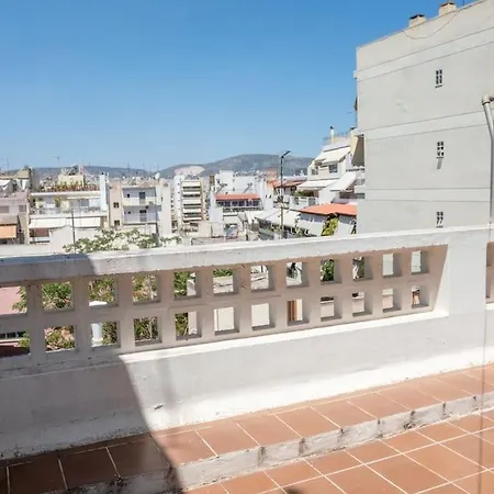 Retro Paradise In Athens! Chic 4br Near Metro * Atina